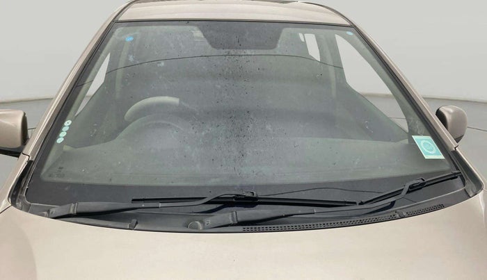 2013 Hyundai i20 ASTA 1.2, Petrol, Manual, 89,119 km, Front Windshield