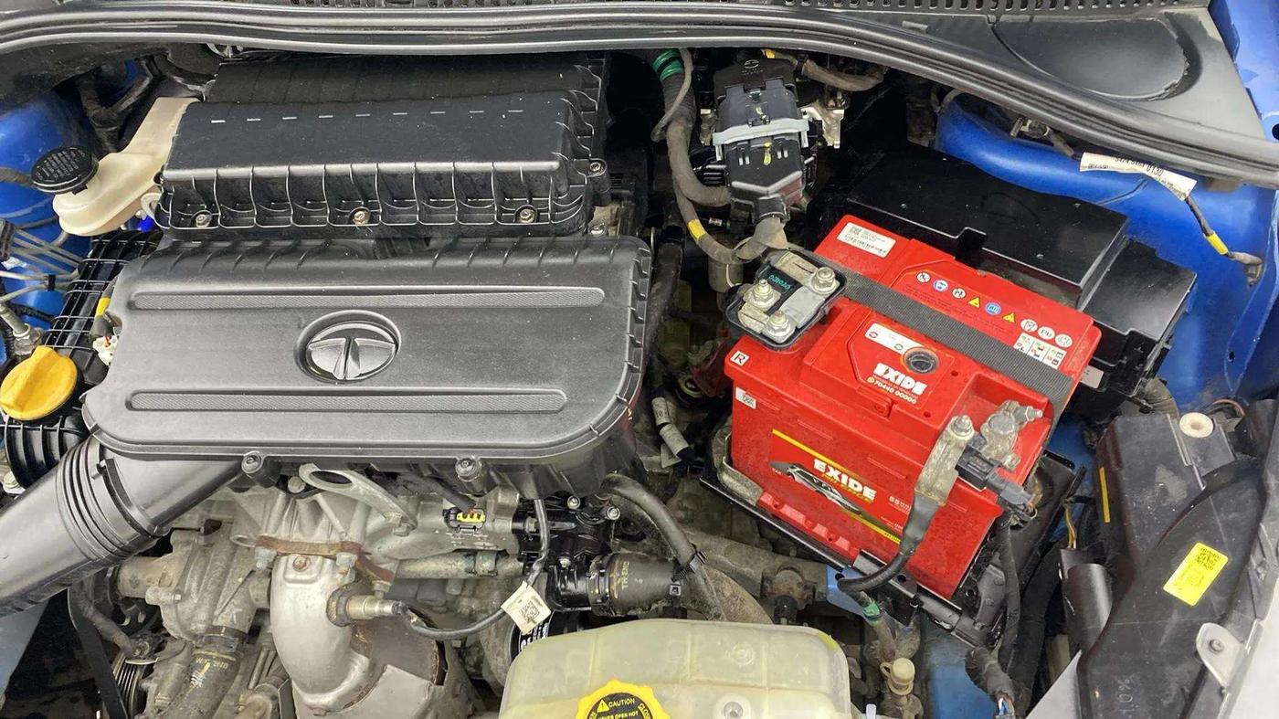 2020 Tata Tiago XZ PLUS PETROL, Petrol, Manual, 23,863 km, Engine View - Left