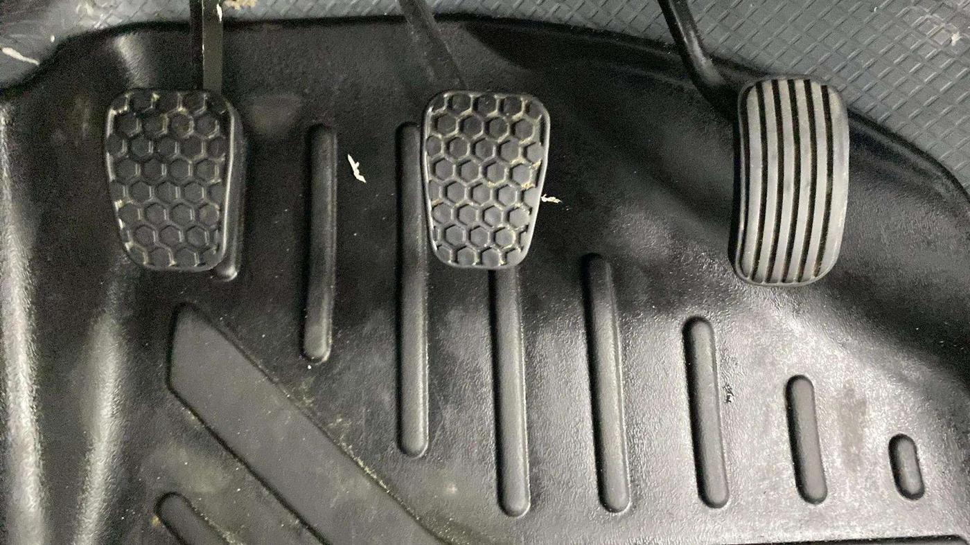 2020 Tata Tiago XZ PLUS PETROL, Petrol, Manual, 23,863 km, Pedals