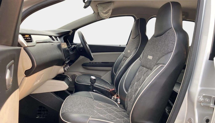 2019 Renault TRIBER RXZ, Petrol, Manual, 40,046 km, Right Side Front Door Cabin