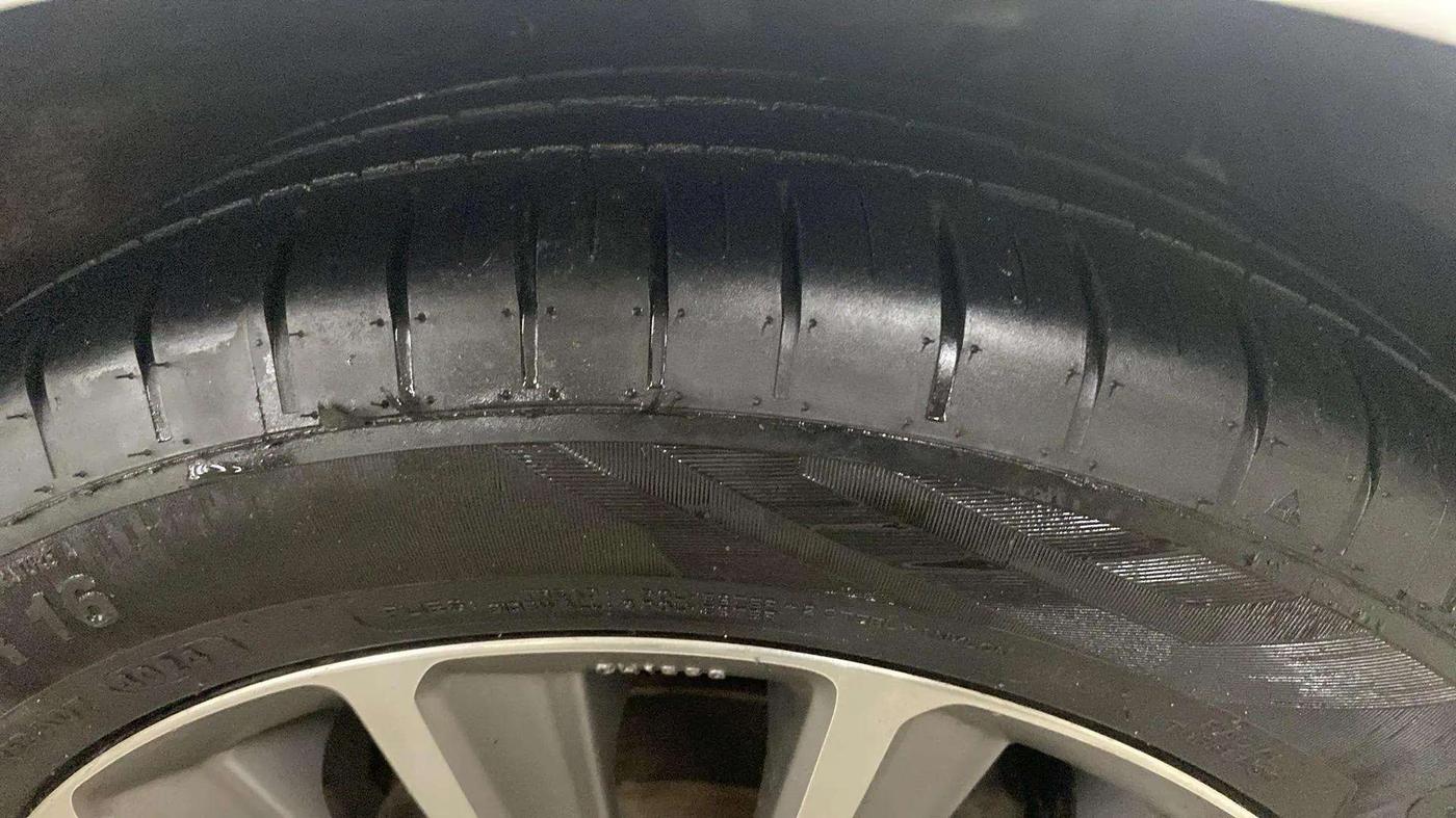 2020 Maruti Ciaz ALPHA 1.5 SHVS PETROL, Petrol, Manual, 55,345 km, Right Front Tyre Tread