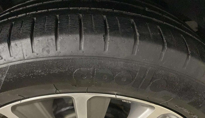 2020 Maruti Ciaz ALPHA 1.5 SHVS PETROL, Petrol, Manual, 55,166 km, Right Rear Tyre Tread