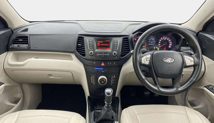 2021 Mahindra XUV300 W6 1.5 Diesel, Diesel, Manual, 95,221 km, Dashboard