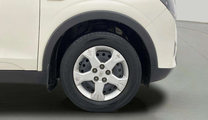 2021 Mahindra XUV300 W6 1.5 Diesel, Diesel, Manual, 95,221 km, Right Front Wheel