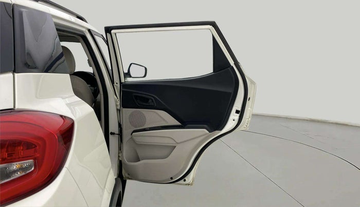 2021 Mahindra XUV300 W6 1.5 Diesel, Diesel, Manual, 95,221 km, RHS Rear Door