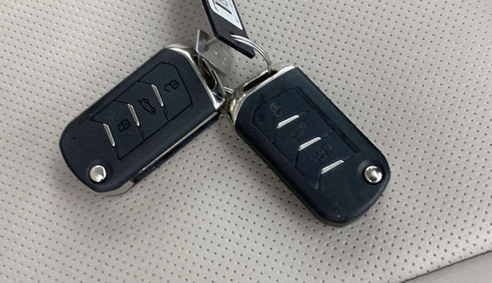 2021 Mahindra XUV300 W6 1.5 Diesel, Diesel, Manual, 95,221 km, Key Close Up