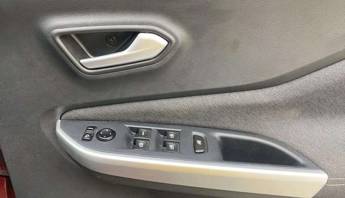 2023 Nissan MAGNITE XV PREMIUM TURBO (O) CVT, Petrol, Automatic, 25,109 km, Driver Side Door Panels Control