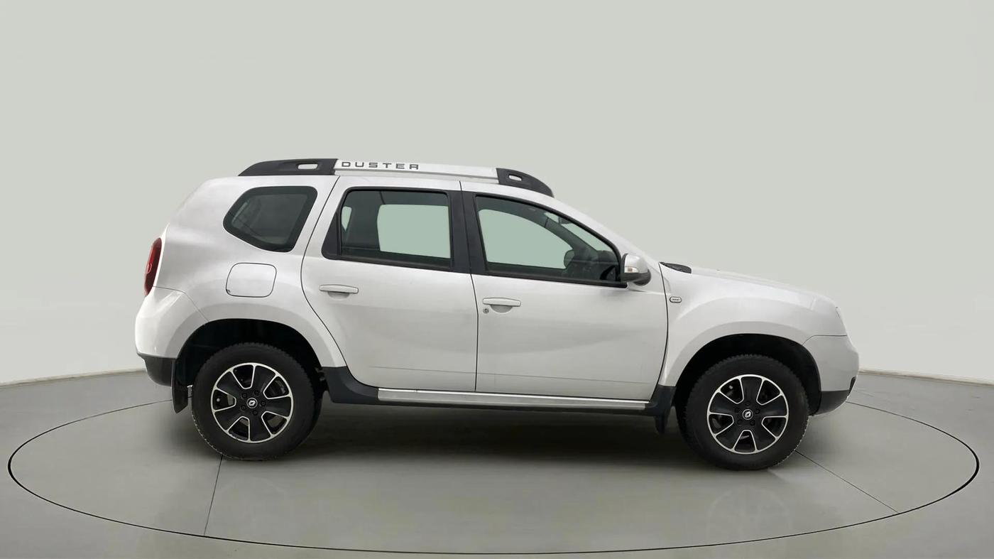 2017 Renault Duster 110 PS RXZ DIESEL, Diesel, Manual, 72,361 km, Right Side View