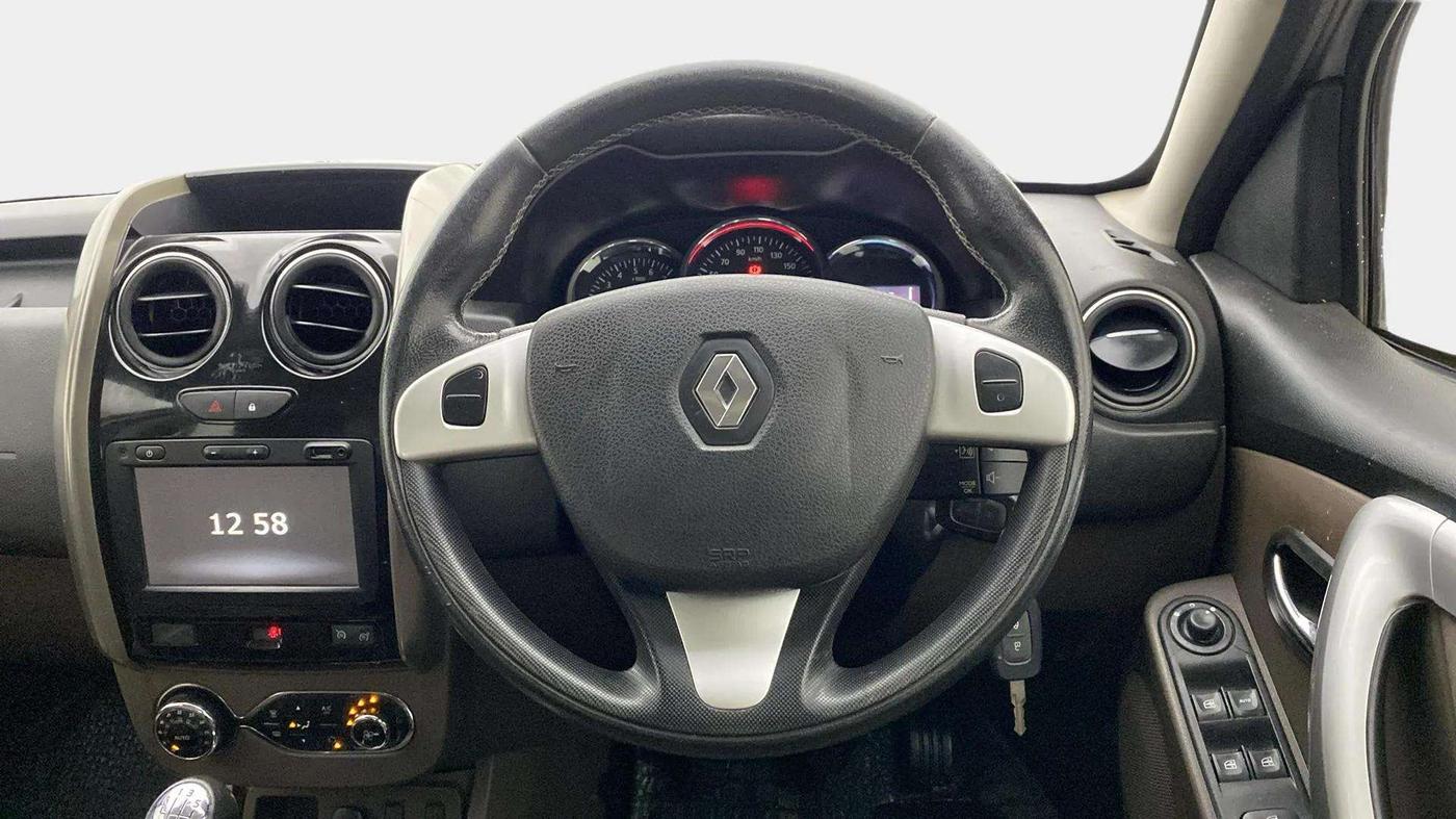 2017 Renault Duster 110 PS RXZ DIESEL, Diesel, Manual, 72,361 km, Steering Wheel Close Up
