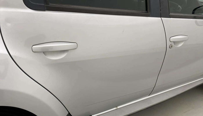 2017 Renault Duster 110 PS RXZ DIESEL, Diesel, Manual, 72,361 km, Right rear door - Slightly dented