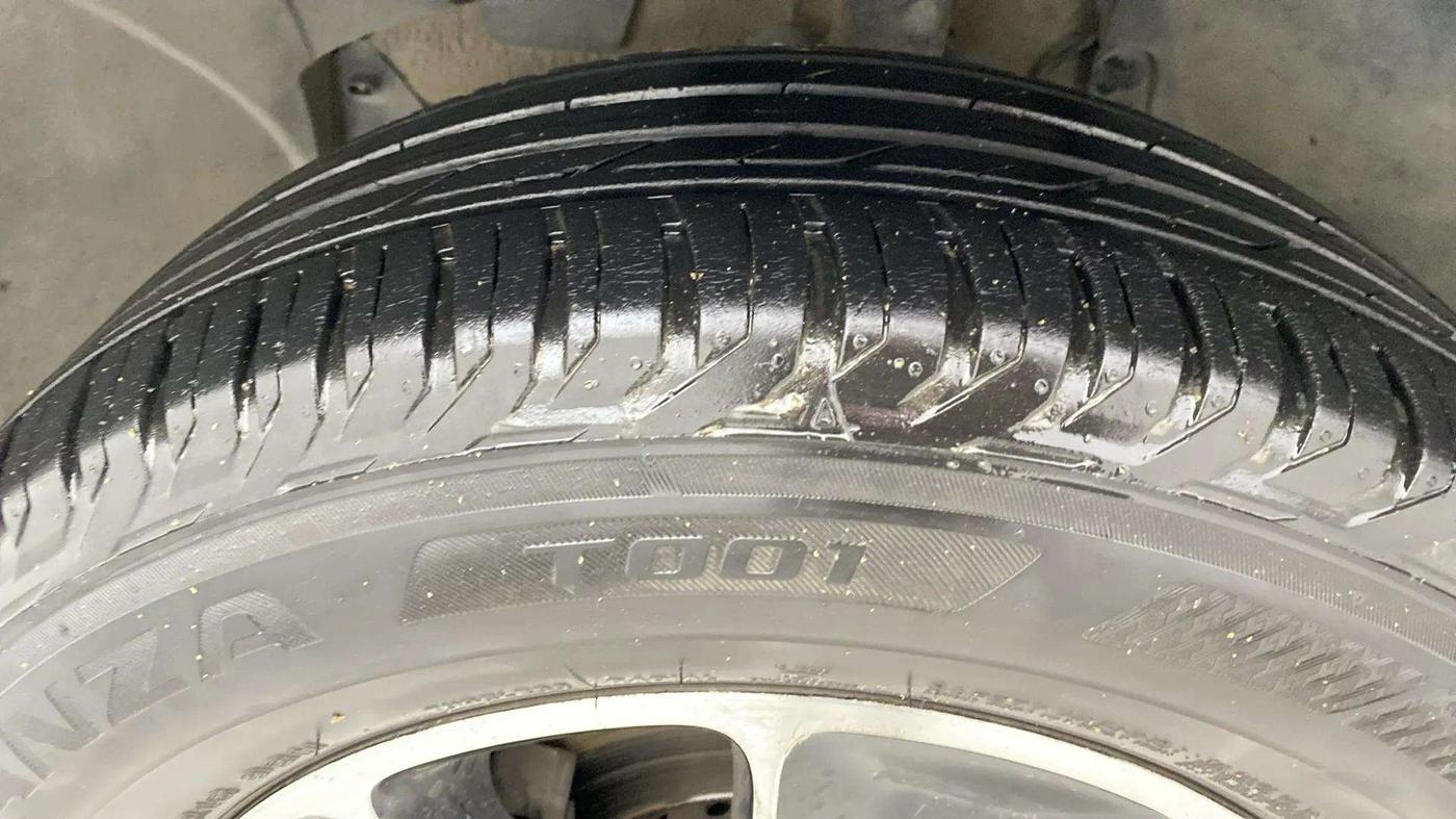 2017 Renault Duster 110 PS RXZ DIESEL, Diesel, Manual, 72,361 km, Left Front Tyre Tread