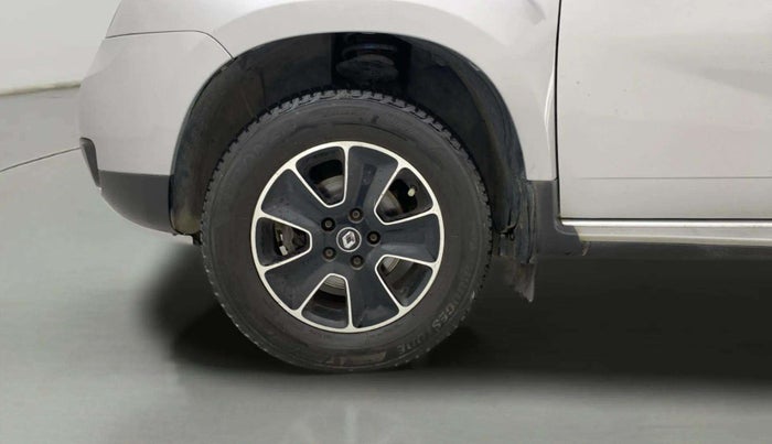 2017 Renault Duster 110 PS RXZ DIESEL, Diesel, Manual, 72,361 km, Left Front Wheel