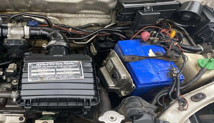 2017 Maruti Alto 800 LXI, CNG, Manual, 95,923 km, Engine View - Left