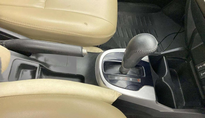 2018 Honda Jazz 1.2L I-VTEC VX CVT, Petrol, Automatic, 41,725 km, Gear Lever