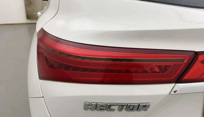 2019 MG HECTOR SHARP 1.5 DCT PETROL, Petrol, Automatic, 65,060 km, Left tail light - Minor damage