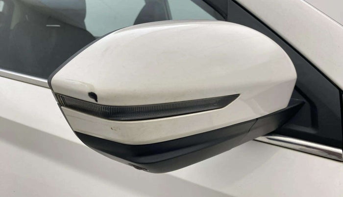 2019 MG HECTOR SHARP 1.5 DCT PETROL, Petrol, Automatic, 65,060 km, Right rear-view mirror - Minor scratches