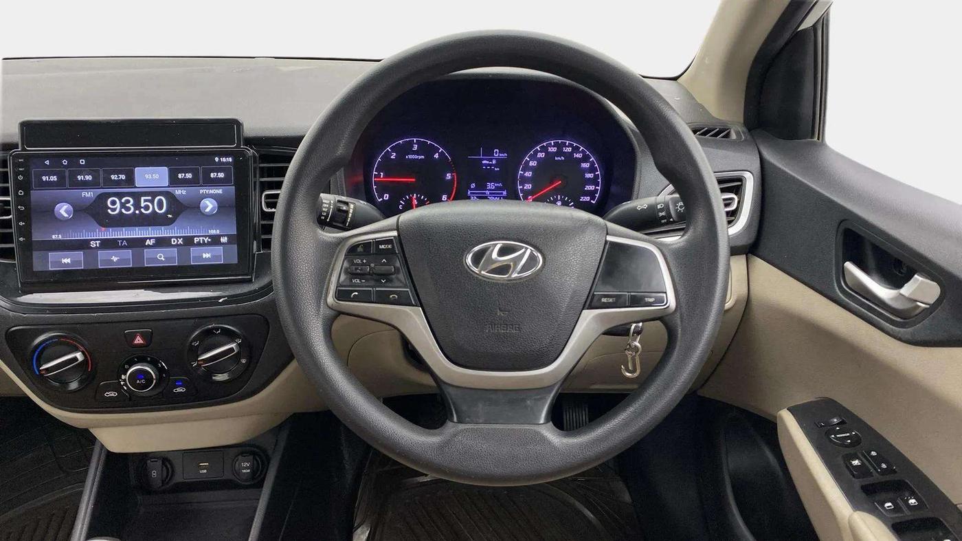 2020 Hyundai Verna S PLUS 1.5 CRDI, Diesel, Manual, 78,688 km, Steering Wheel Close Up