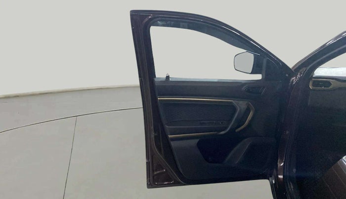 2021 Renault Kiger RXT AMT, Petrol, Automatic, 5,276 km, LHS Front Door