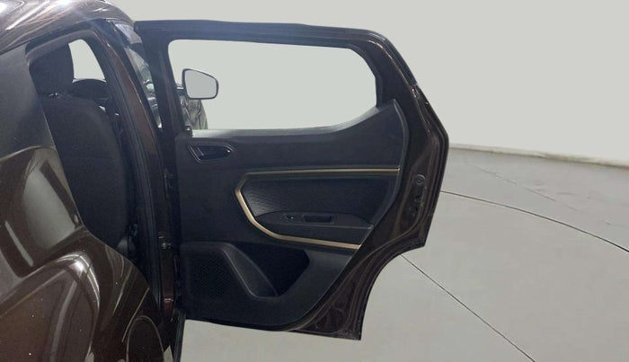 2021 Renault Kiger RXT AMT, Petrol, Automatic, 5,276 km, RHS Rear Door
