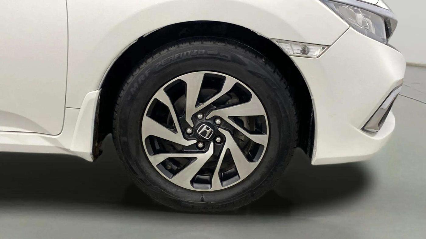 2019 Honda Civic 1.8L I-VTEC V CVT, Petrol, Automatic, 77,466 km, Right Front Wheel