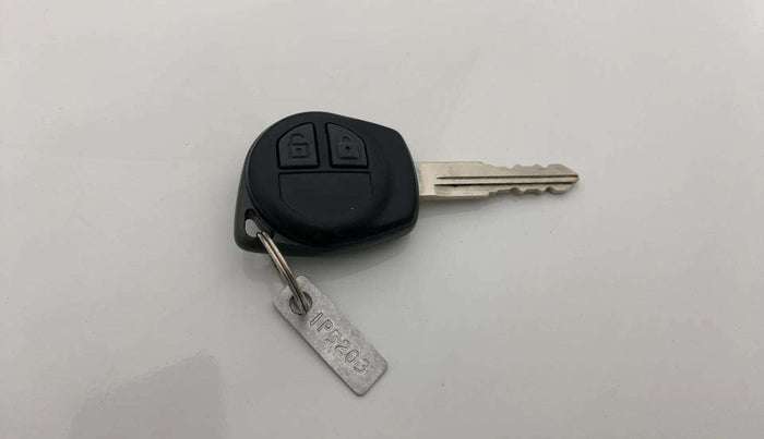 2016 Maruti Wagon R 1.0 VXI, Petrol, Manual, 10,678 km, Key Close Up