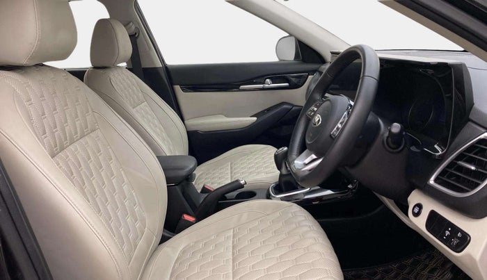 2020 KIA SELTOS HTX 1.5 PETROL, Petrol, Manual, 28,680 km, Right Side Front Door Cabin