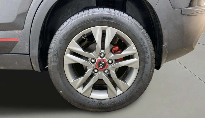 2020 KIA SELTOS HTX 1.5 PETROL, Petrol, Manual, 28,680 km, Left Rear Wheel