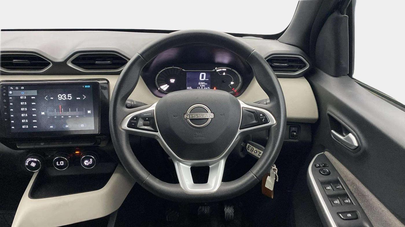 2023 Nissan MAGNITE XL, Petrol, Manual, 16,972 km, Steering Wheel Close Up