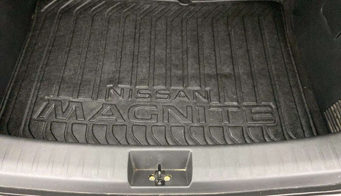 2023 Nissan MAGNITE XL, Petrol, Manual, 16,972 km, Boot Inside