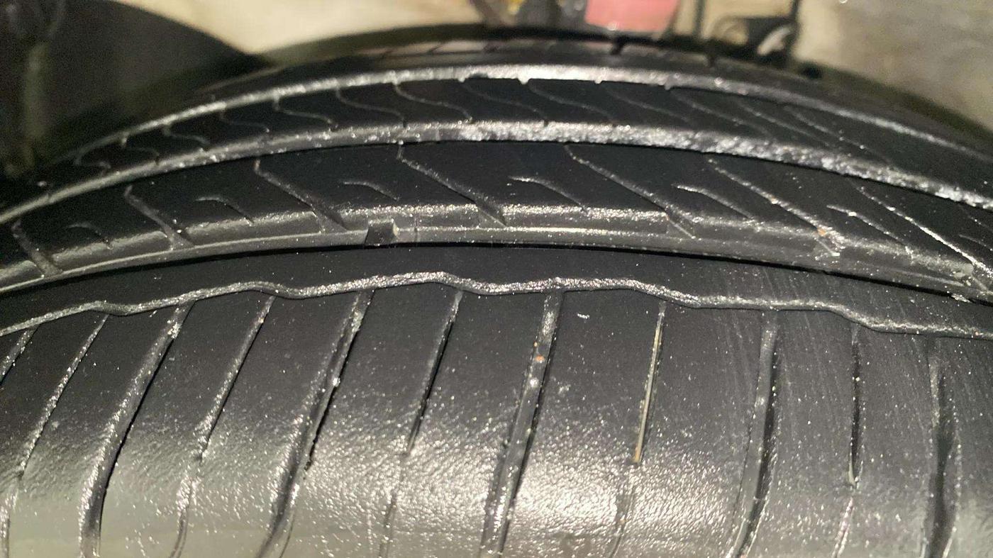 2018 Honda Brio VX AT, Petrol, Automatic, 23,029 km, Left Front Tyre Tread