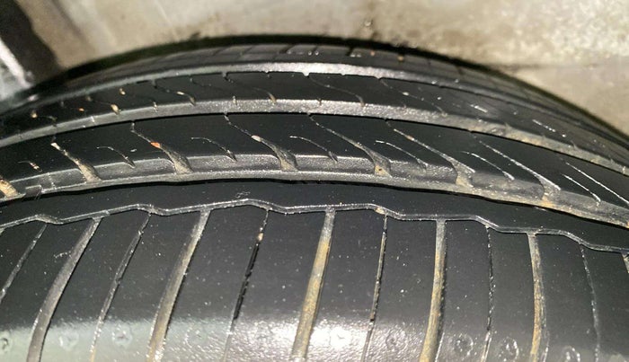 2018 Honda Brio VX AT, Petrol, Automatic, 23,029 km, Right Rear Tyre Tread