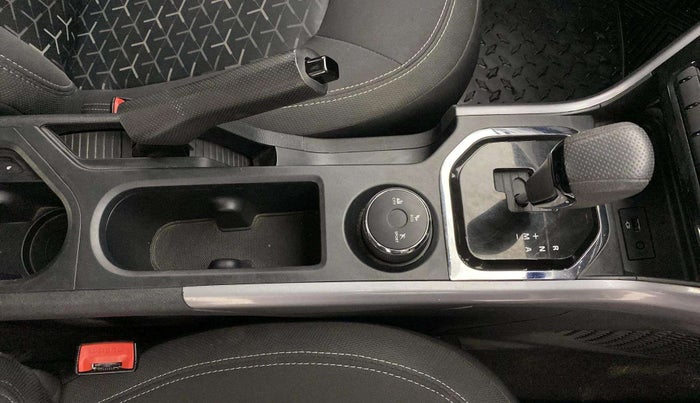 2021 Tata NEXON XMA PETROL, Petrol, Automatic, 53,019 km, Gear Lever