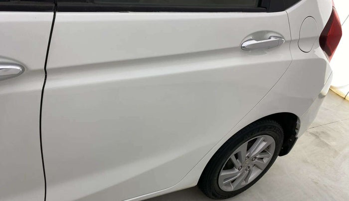 2021 Honda Jazz 1.2L I-VTEC VX CVT, Petrol, Automatic, 25,239 km, Rear left door - Minor scratches