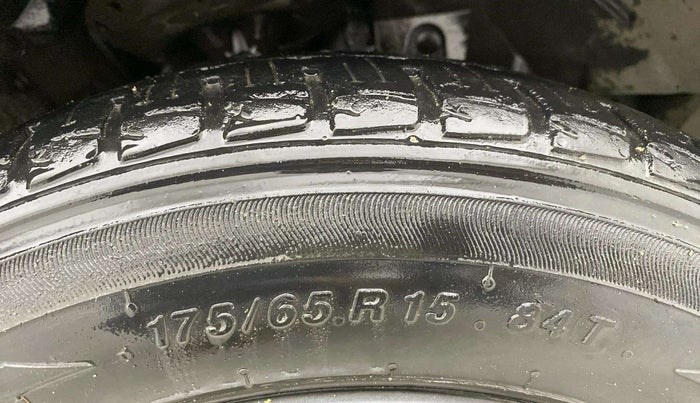2021 Honda Jazz 1.2L I-VTEC VX CVT, Petrol, Automatic, 25,239 km, Right Front Tyre Tread