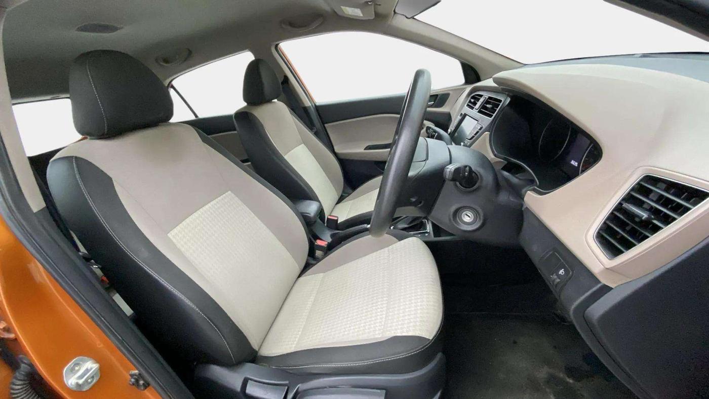 2018 Hyundai Elite i20 ASTA 1.2  CVT, Petrol, Automatic, 36,656 km, Right Side Front Door Cabin