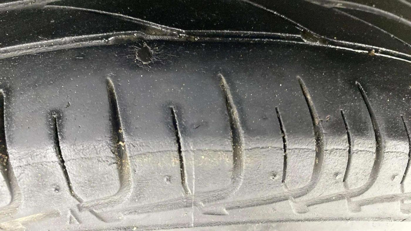 2018 Hyundai Elite i20 ASTA 1.2  CVT, Petrol, Automatic, 36,656 km, Right Rear Tyre Tread