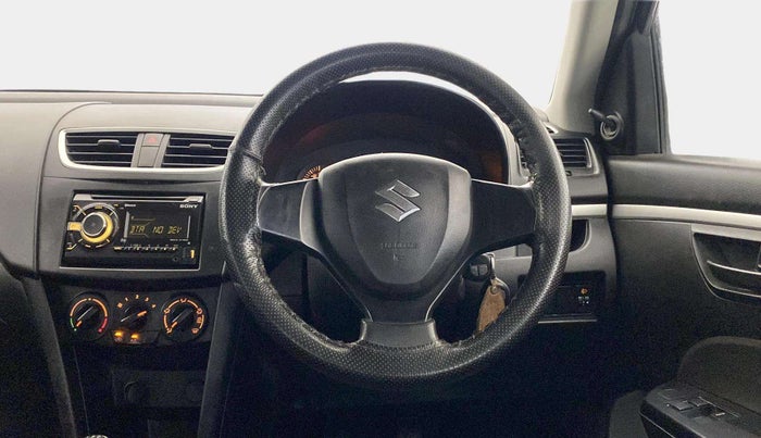 2017 Maruti Swift LXI (O), Petrol, Manual, 99,913 km, Steering Wheel Close Up