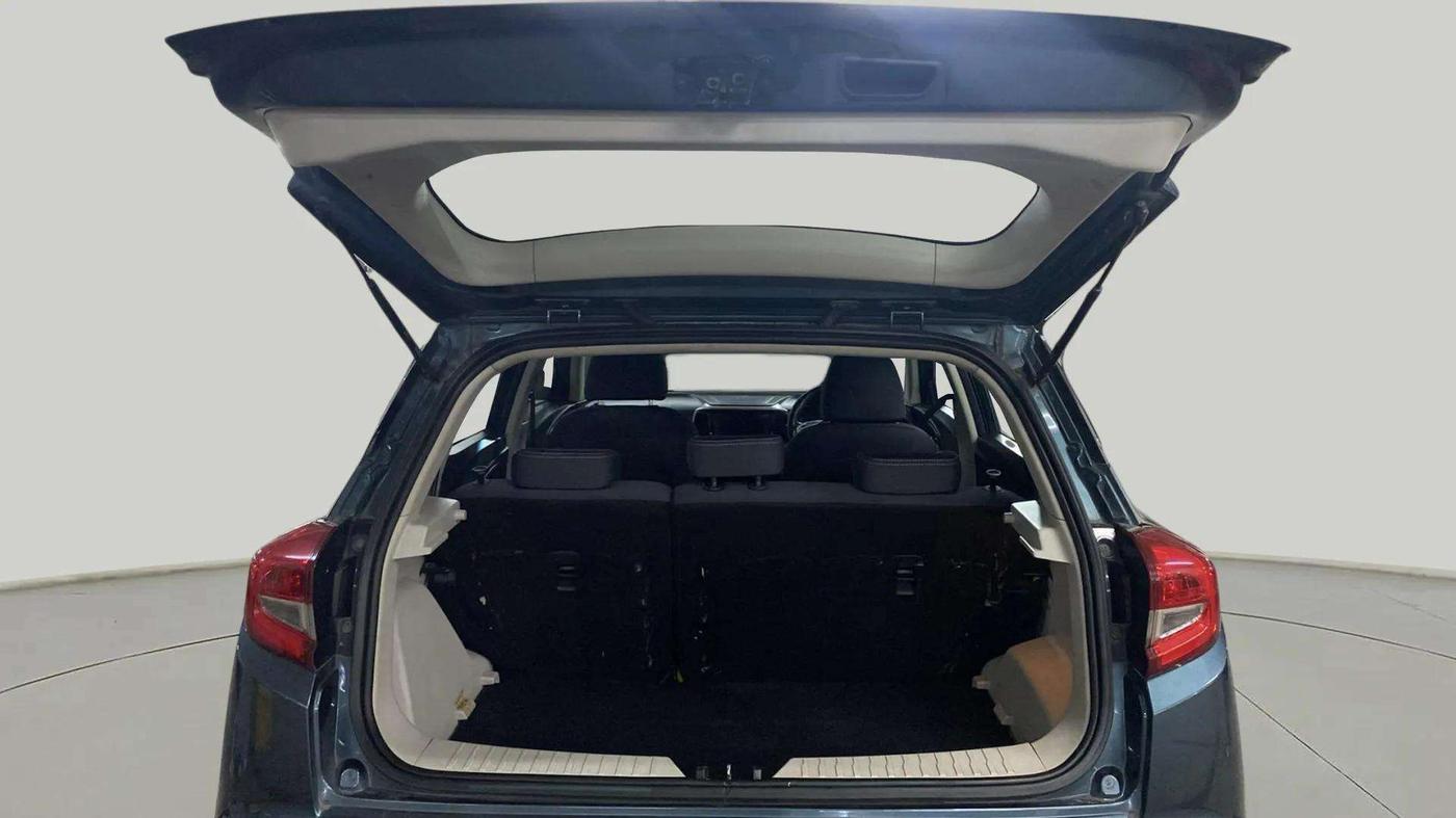 2020 Mahindra XUV300 W8 1.5 DIESEL, Diesel, Manual, 61,541 km, Boot Open Zoomed View