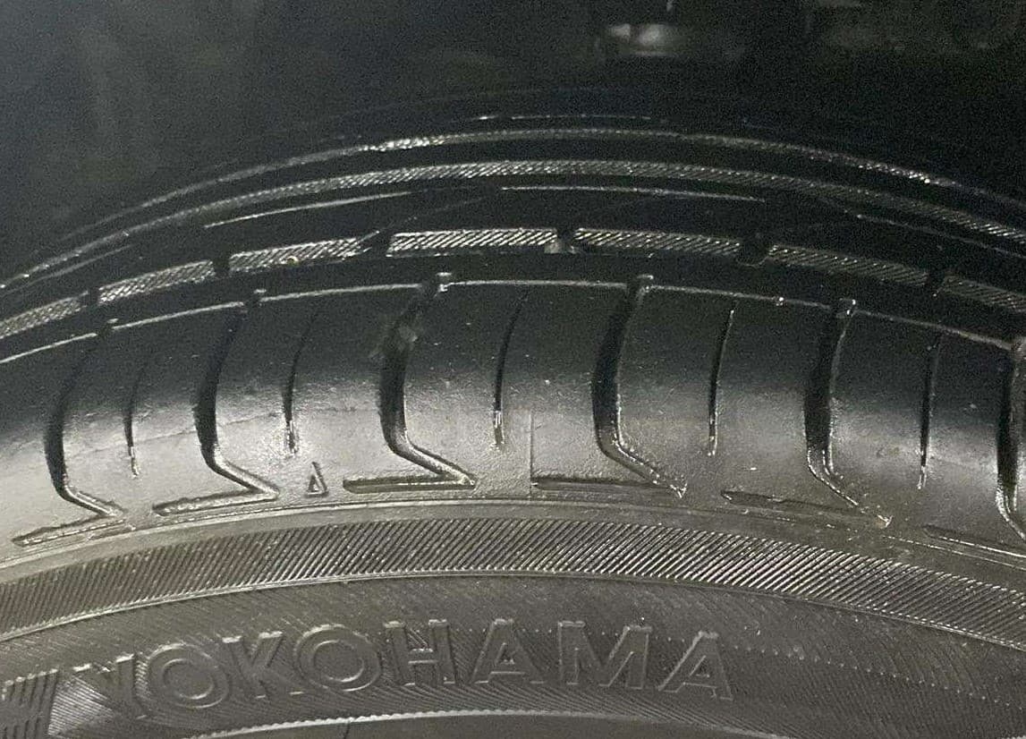 2020 Mahindra XUV300 W8 1.5 DIESEL, Diesel, Manual, 61,541 km, Left Front Tyre Tread