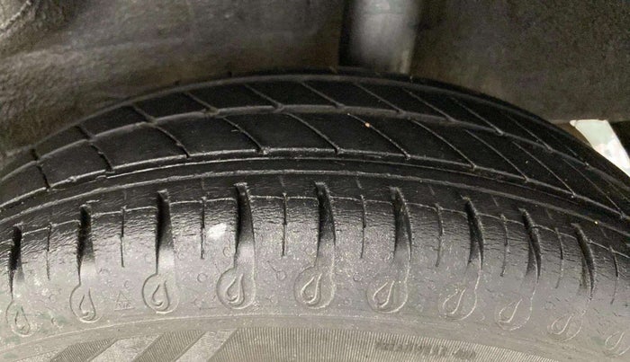 2021 Datsun Redi Go A, Petrol, Manual, 28,301 km, Left Rear Tyre Tread