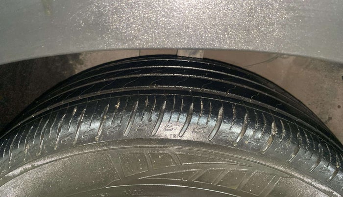 2022 KIA SONET GTX PLUS 1.5, Diesel, Manual, 16,535 km, Left Front Tyre Tread