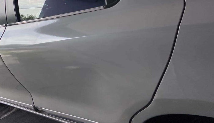 2019 Maruti Swift VXI, Petrol, Manual, 59,061 km, Rear left door - Paint minor damage