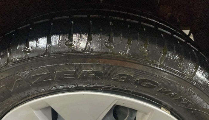 2016 Hyundai Xcent S 1.2, Petrol, Manual, 14,846 km, Left Rear Tyre Tread