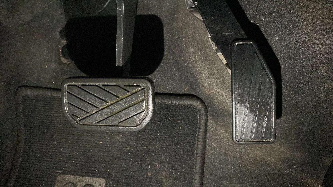 2021 Maruti S PRESSO VXI PLUS AMT, Petrol, Automatic, 10,231 km, Pedals