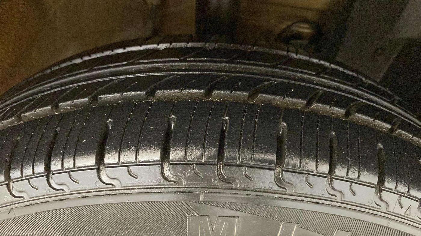 2016 Nissan Micra XL CVT, Petrol, Automatic, 43,850 km, Right Front Tyre Tread
