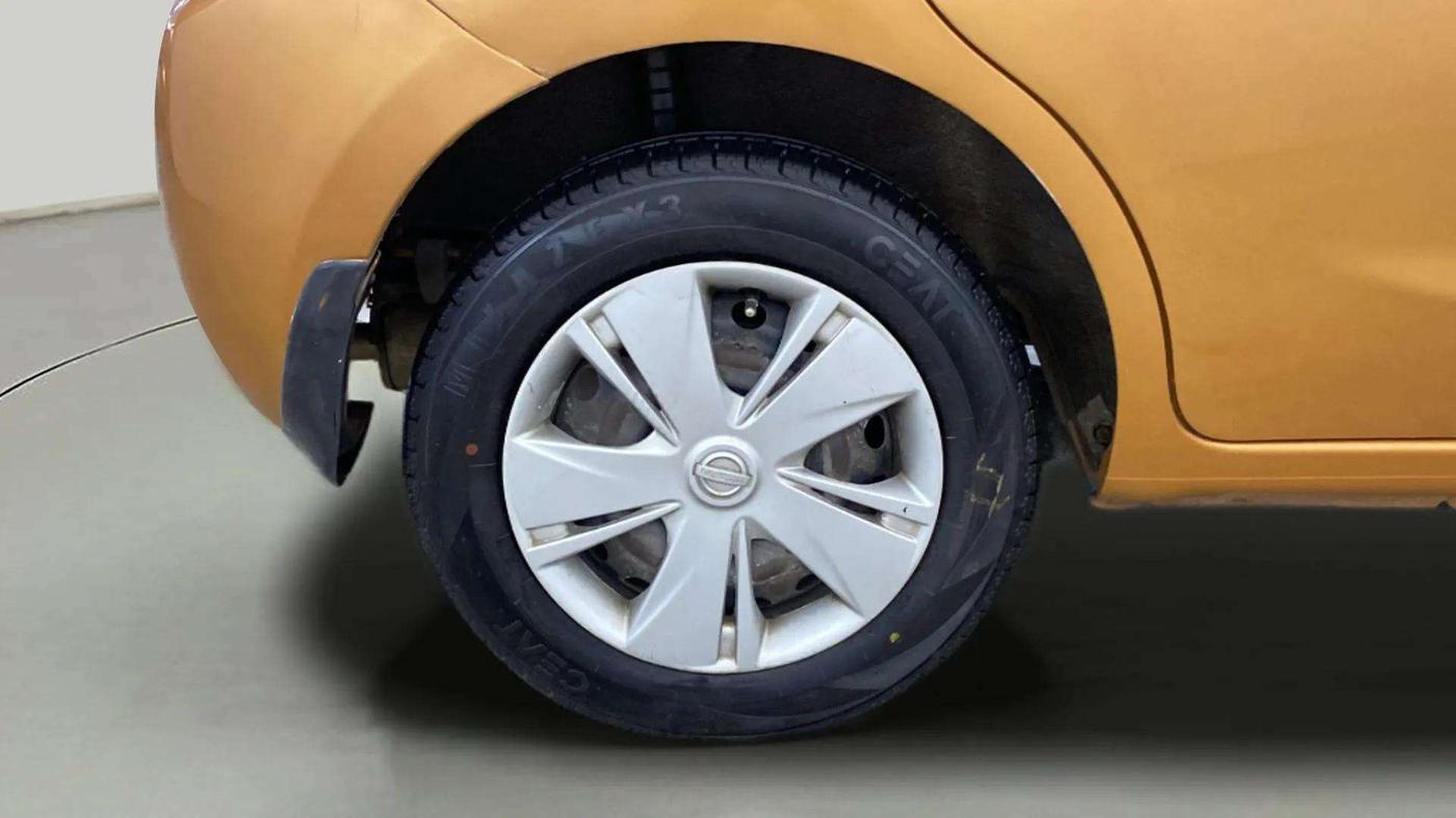 2016 Nissan Micra XL CVT, Petrol, Automatic, 43,850 km, Right Rear Wheel