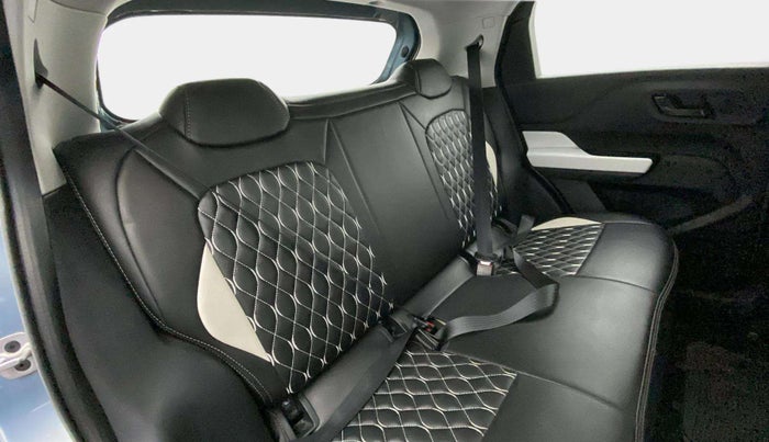 2023 Tata PUNCH ACCOMPLISHED SUNROOF MT, Petrol, Manual, 6,512 km, Right Side Rear Door Cabin