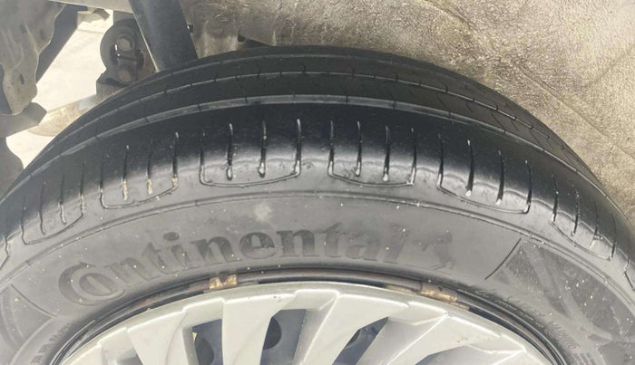 2016 Maruti Wagon R 1.0 VXI, Petrol, Manual, 69,373 km, Right Rear Tyre Tread