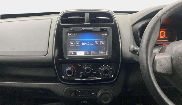 2019 Renault Kwid RXT 1.0 (O), Petrol, Manual, 28,294 km, AC Unit - Front vent has minor damage