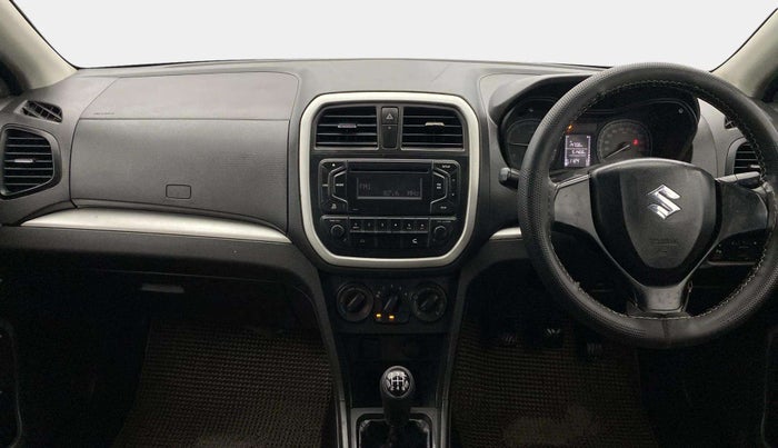 2017 Maruti Vitara Brezza VDI (O), Diesel, Manual, 51,454 km, Dashboard